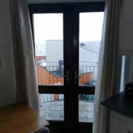 דירה Loft With Views